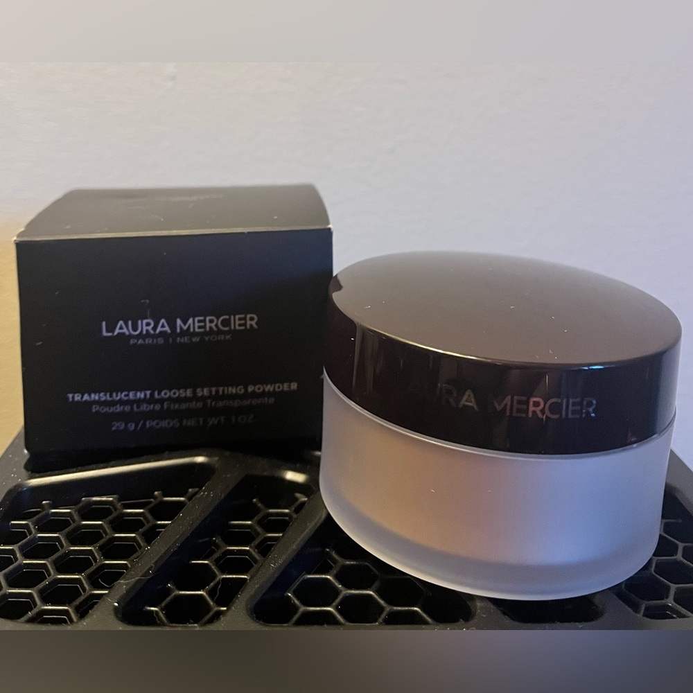 NEW Laura Mercier Translucent Loose Setting Powder